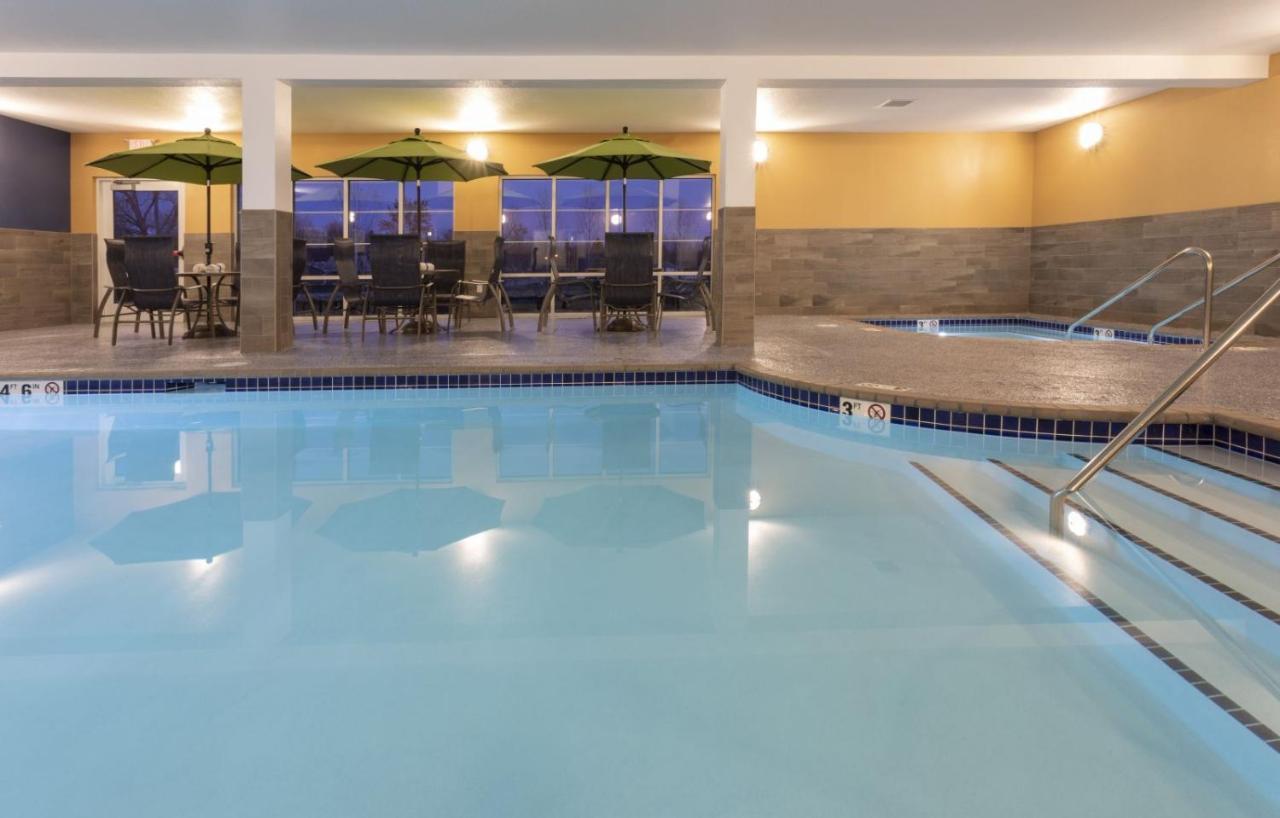 Grandstay Hotel Milbank Esterno foto